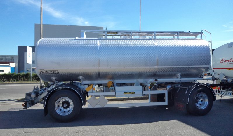 RIMORCHIO CISTERNA AUTOPORTANTE P310 pieno
